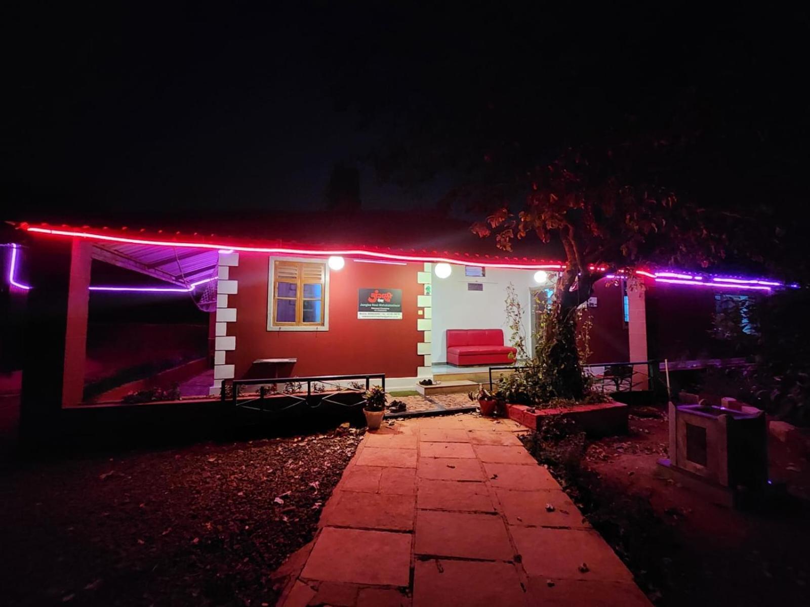 Junglee Nest Holiday Home & Huts Mahābaleshwar Εξωτερικό φωτογραφία