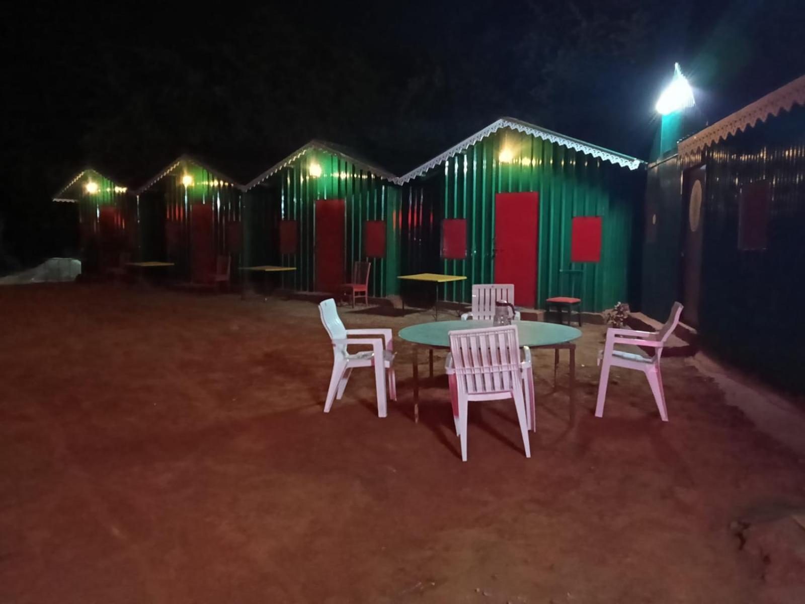 Junglee Nest Holiday Home & Huts Mahābaleshwar Εξωτερικό φωτογραφία
